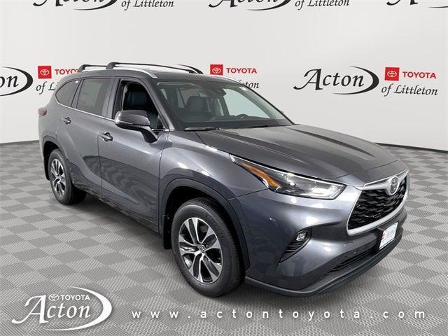 new 2025 Toyota Highlander car, priced at $48,662