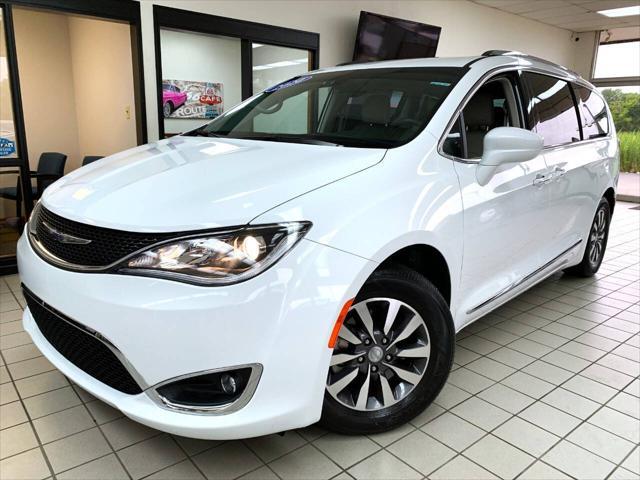 used 2020 Chrysler Pacifica car, priced at $31,977