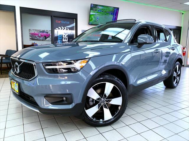 used 2021 Volvo XC40 car, priced at $29,715