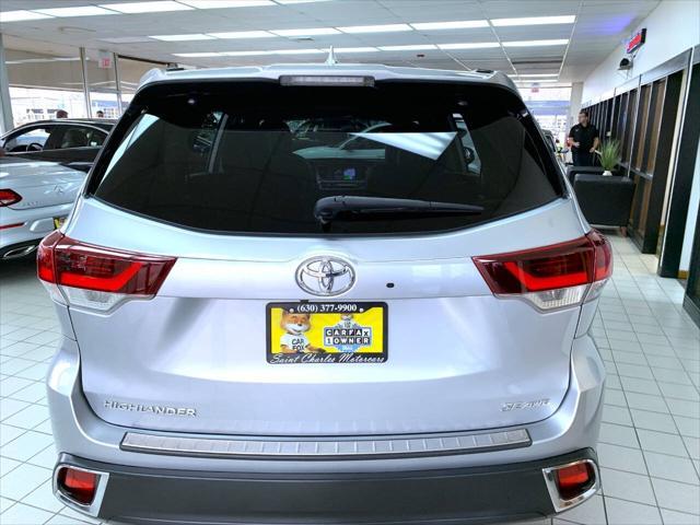 used 2019 Toyota Highlander car, priced at $31,400