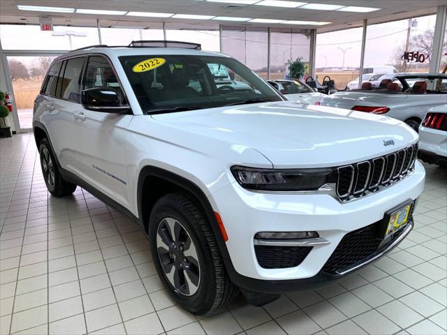 used 2022 Jeep Grand Cherokee car, priced at $31,998