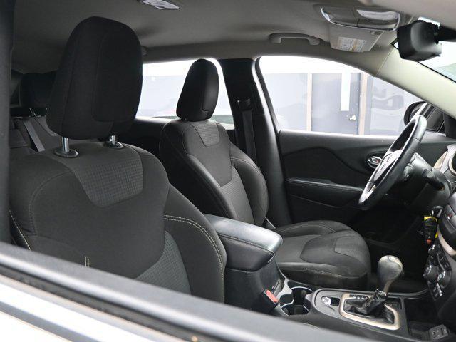 used 2015 Jeep Cherokee car, priced at $12,991
