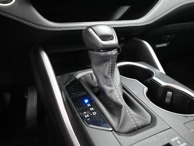 used 2024 Toyota Highlander car, priced at $39,892