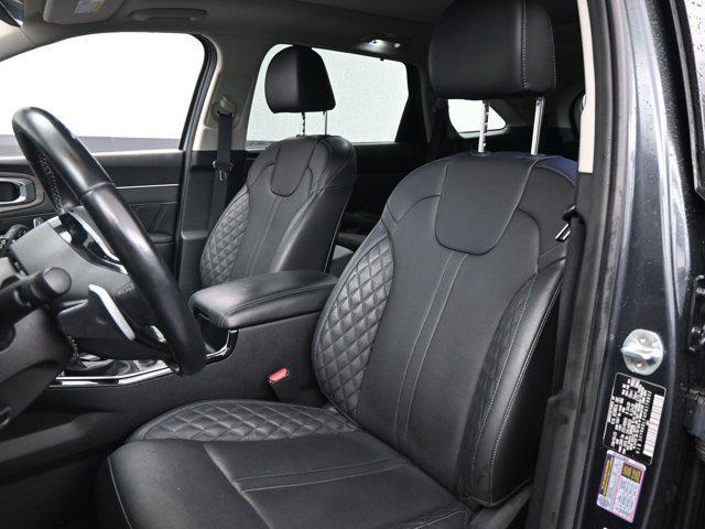used 2023 Kia Sorento car, priced at $28,491