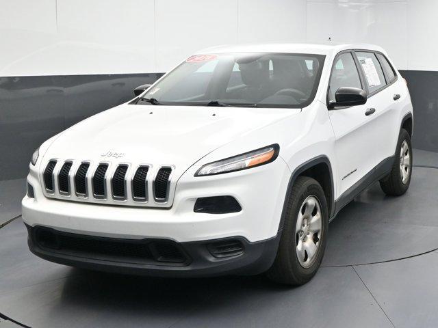 used 2016 Jeep Cherokee car, priced at $9,991