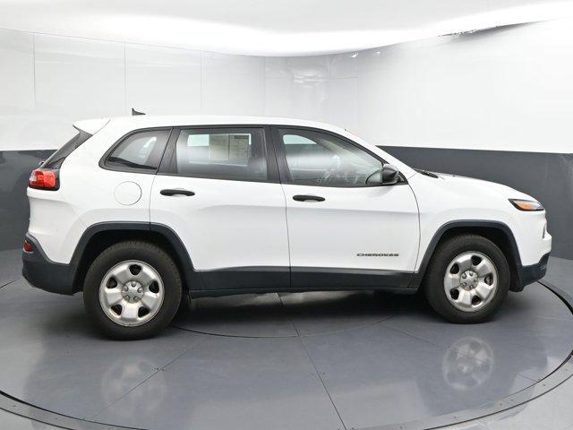 used 2016 Jeep Cherokee car, priced at $9,991