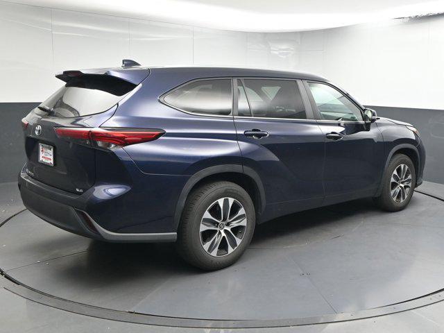 used 2023 Toyota Highlander car, priced at $36,092