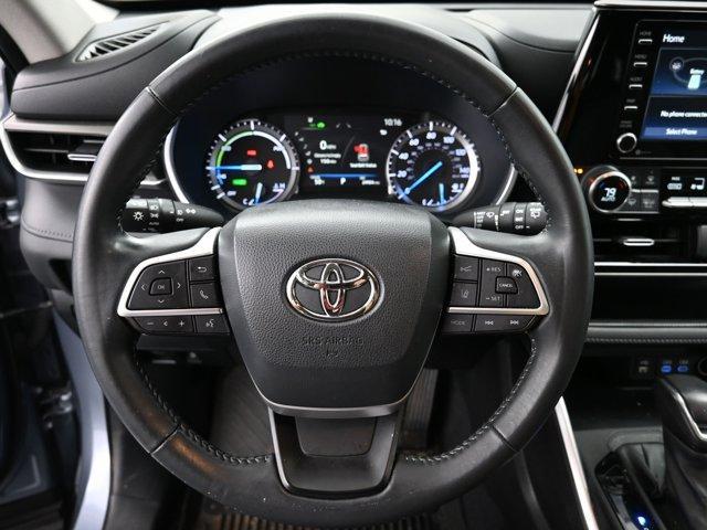 used 2022 Toyota Highlander Hybrid car, priced at $40,281