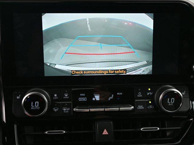 used 2023 Toyota Highlander Hybrid car, priced at $34,991