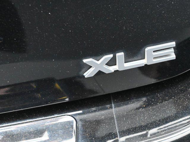 used 2023 Toyota Highlander Hybrid car, priced at $28,694