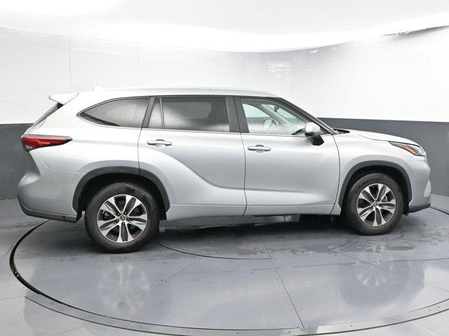 used 2023 Toyota Highlander car, priced at $37,592