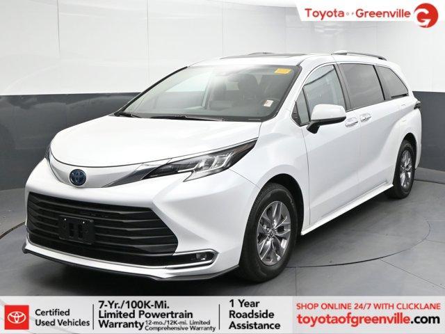 used 2023 Toyota Sienna car, priced at $45,992