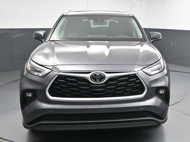 used 2024 Toyota Highlander car, priced at $41,991