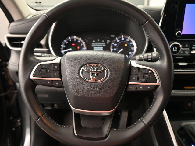 used 2024 Toyota Highlander car, priced at $41,991