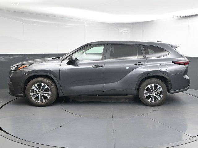 used 2024 Toyota Highlander car, priced at $41,991