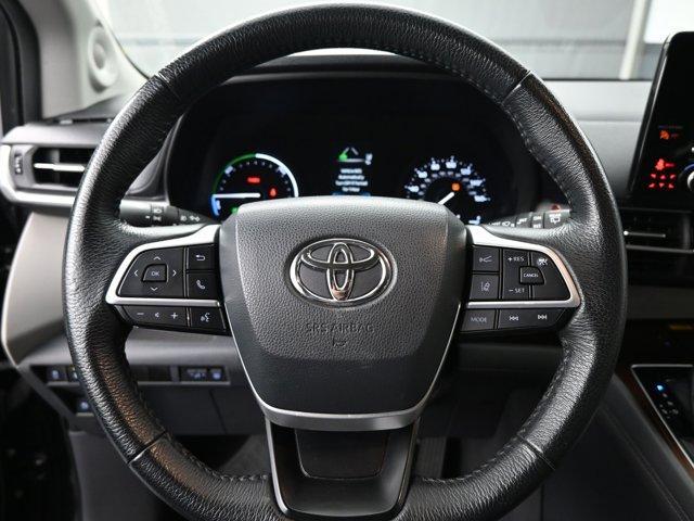 used 2022 Toyota Sienna car, priced at $37,593