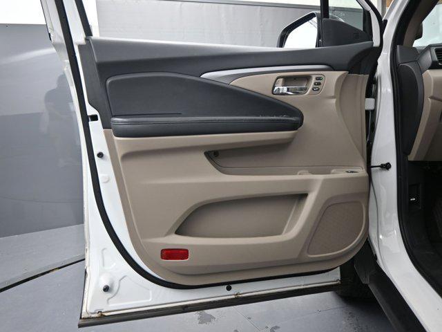 used 2022 Honda Pilot car, priced at $29,991