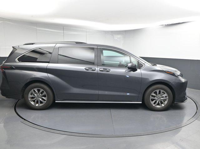 used 2025 Toyota Sienna car, priced at $39,591