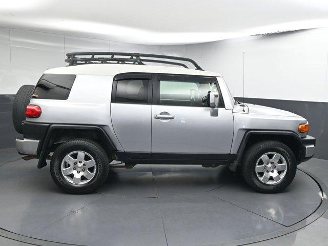 used 2007 Toyota FJ Cruiser car, priced at $9,992