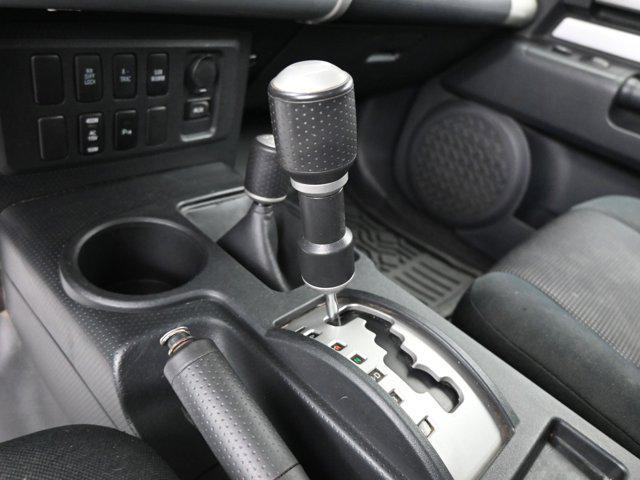 used 2007 Toyota FJ Cruiser car, priced at $9,992