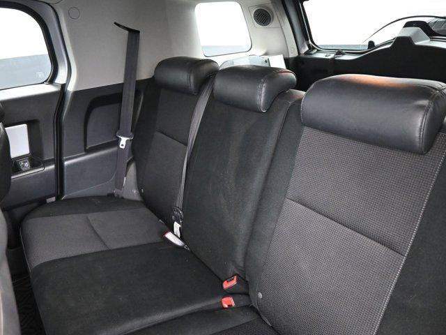 used 2007 Toyota FJ Cruiser car, priced at $9,992