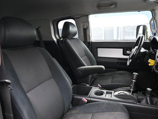 used 2007 Toyota FJ Cruiser car, priced at $9,992