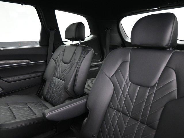 used 2024 Kia Telluride car, priced at $44,991