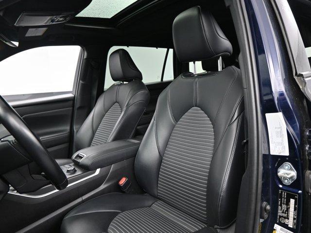 used 2021 Toyota Highlander car, priced at $36,991