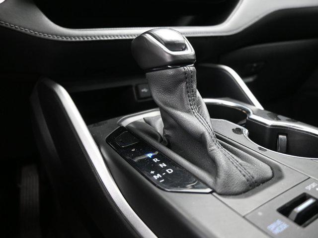 used 2021 Toyota Highlander car, priced at $33,894