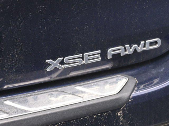 used 2021 Toyota Highlander car, priced at $33,894