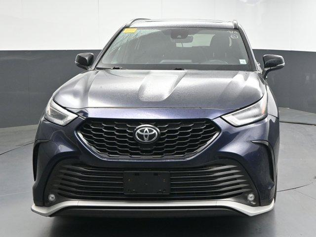 used 2021 Toyota Highlander car, priced at $36,991