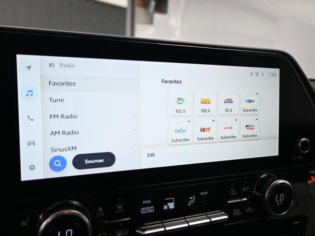 used 2023 Toyota Highlander Hybrid car, priced at $44,891