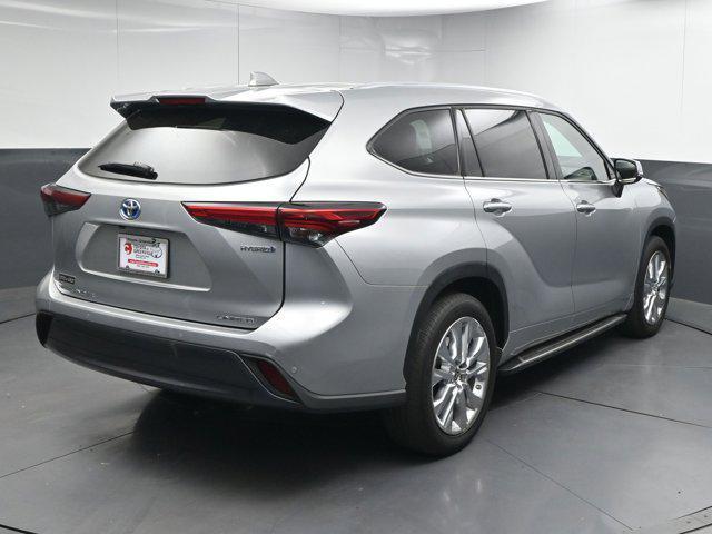 used 2023 Toyota Highlander Hybrid car, priced at $44,891