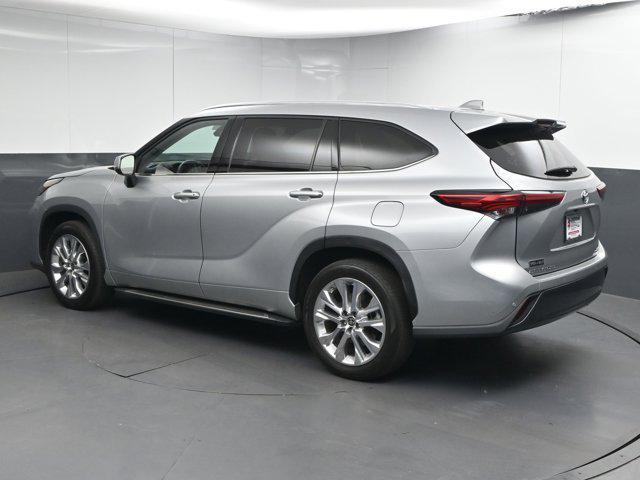 used 2023 Toyota Highlander Hybrid car, priced at $44,891