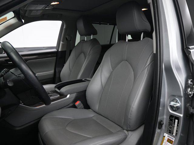 used 2023 Toyota Highlander Hybrid car, priced at $44,891