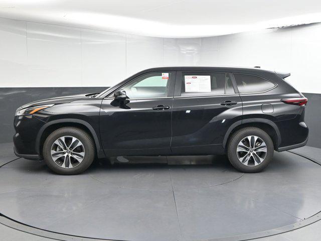 used 2024 Toyota Highlander car, priced at $41,991