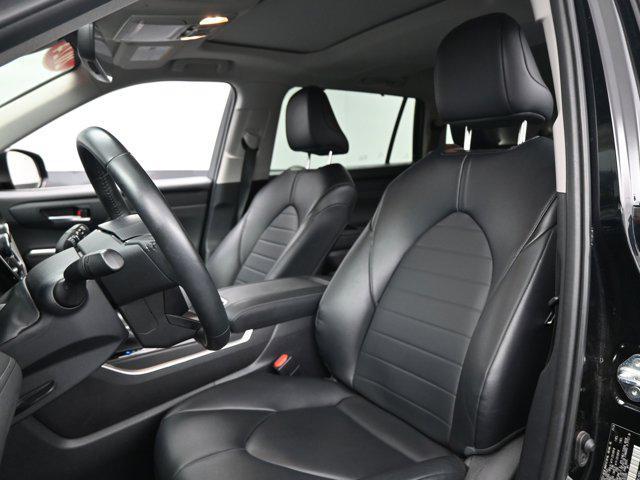 used 2024 Toyota Highlander car, priced at $41,991