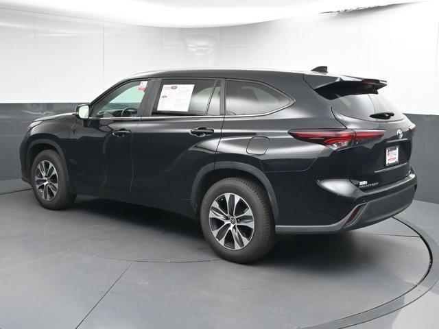 used 2024 Toyota Highlander car, priced at $41,991