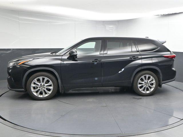 used 2021 Toyota Highlander car, priced at $33,491