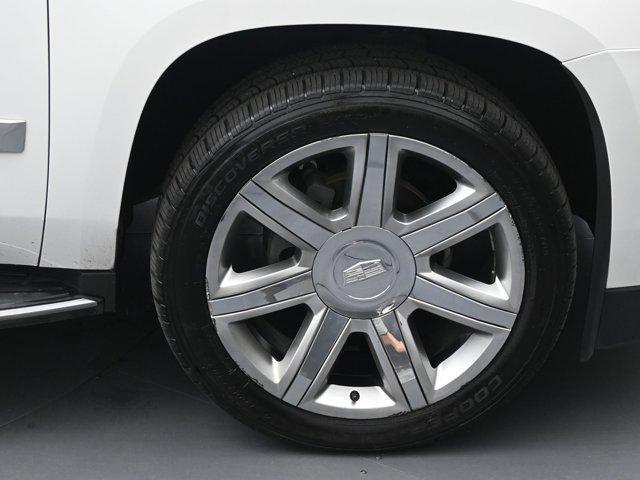 used 2019 Cadillac Escalade car, priced at $30,991