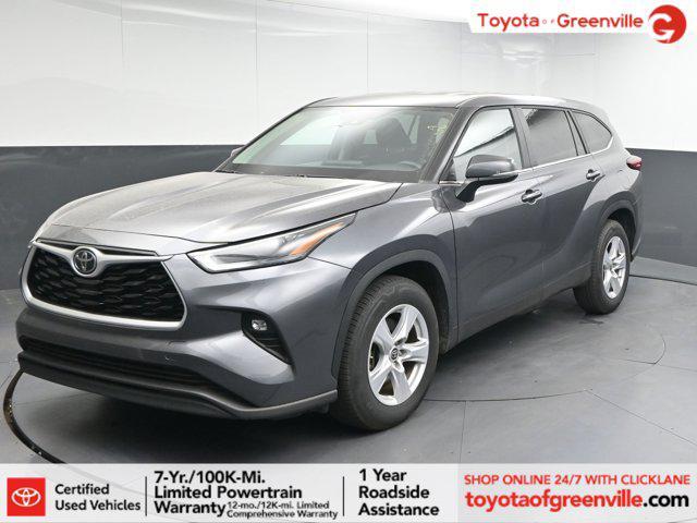 used 2023 Toyota Highlander car, priced at $34,692