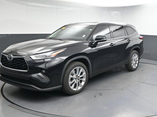 used 2023 Toyota Highlander car, priced at $35,391