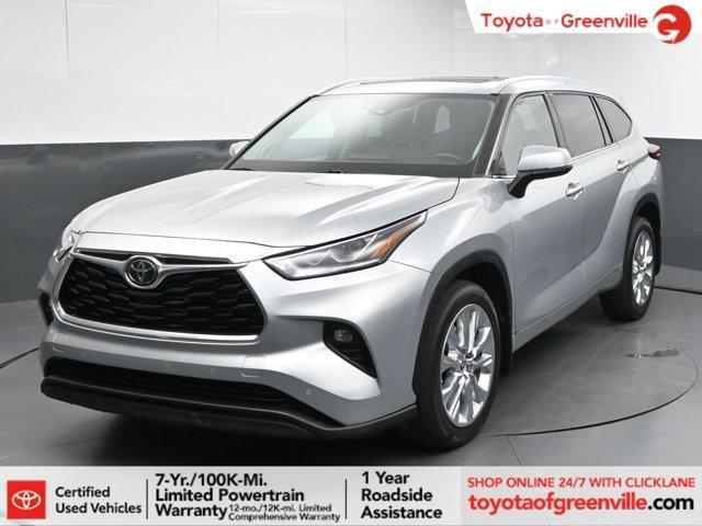 used 2020 Toyota Highlander car, priced at $34,892