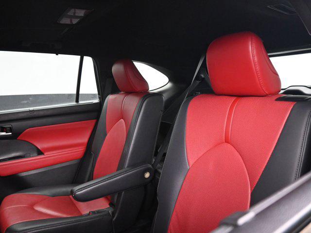 used 2021 Toyota Highlander car, priced at $35,293