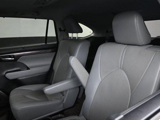 used 2023 Toyota Highlander car, priced at $38,991
