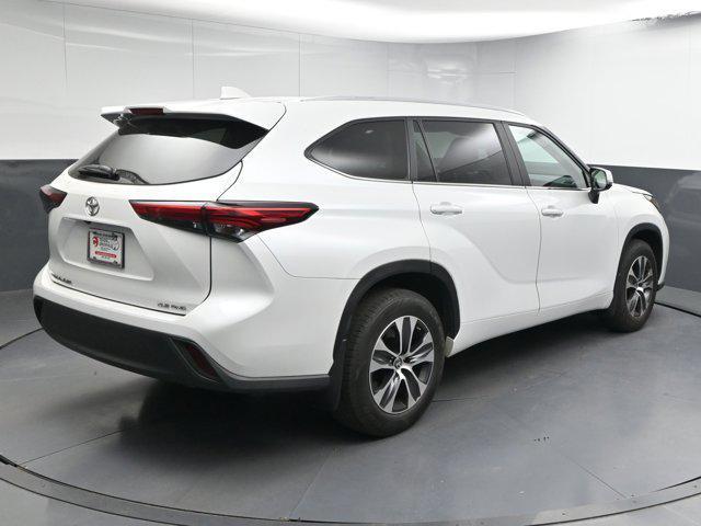 used 2023 Toyota Highlander car, priced at $40,891
