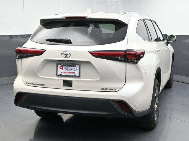 used 2021 Toyota Highlander car, priced at $35,491