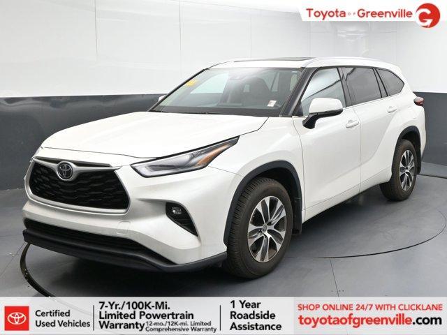 used 2021 Toyota Highlander car, priced at $35,491