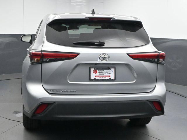 used 2023 Toyota Highlander car, priced at $34,692