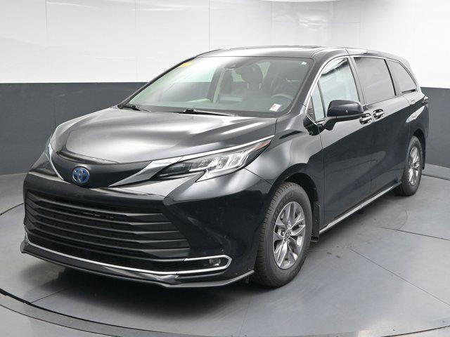 used 2023 Toyota Sienna car, priced at $42,991
